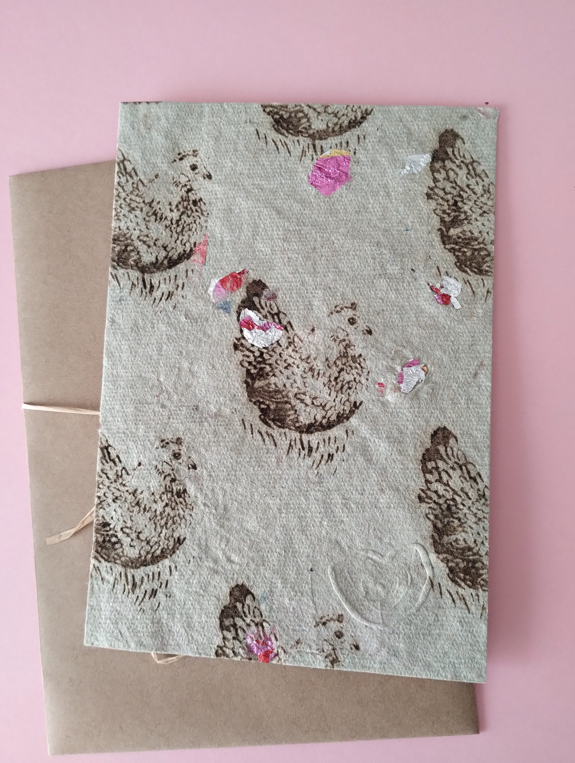 carte postale en papier recyclé avec des paillettes brillantes rose et argenté