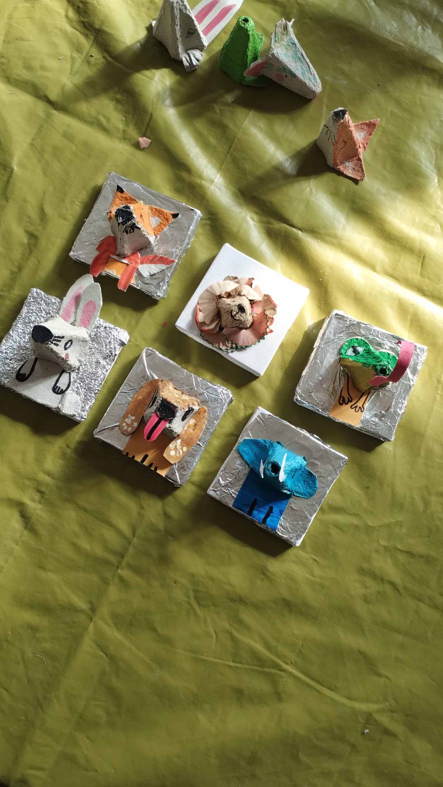 tableaux animaliers faits en atelier d'arts plastiques